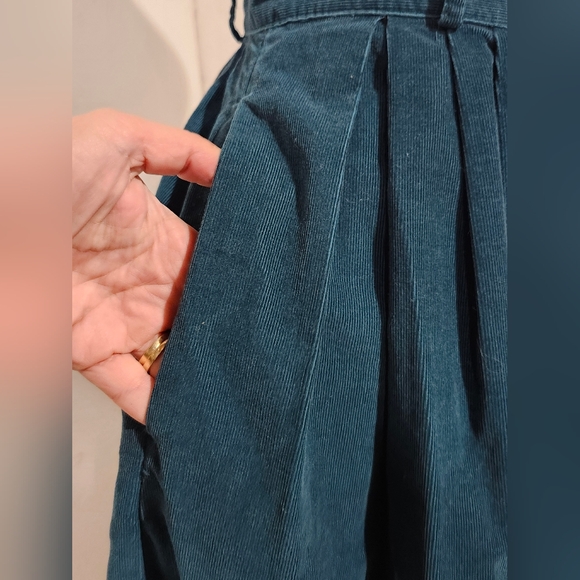 EDDIE BAUER long Corduroy Button up pleated skirt. Size 10. See measurements - Picture 4 of 8